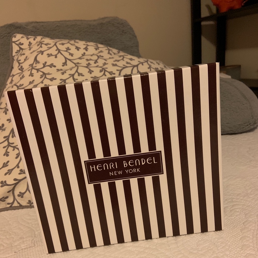 Henri Bendel Gift Box